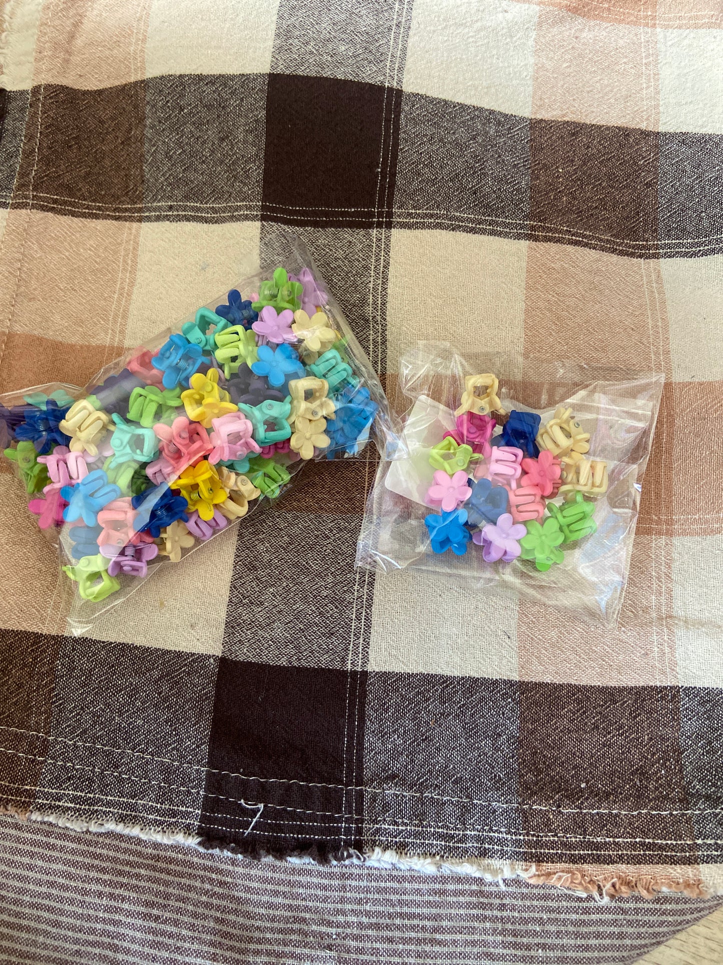 MINI FLOWER CLAW CLIP