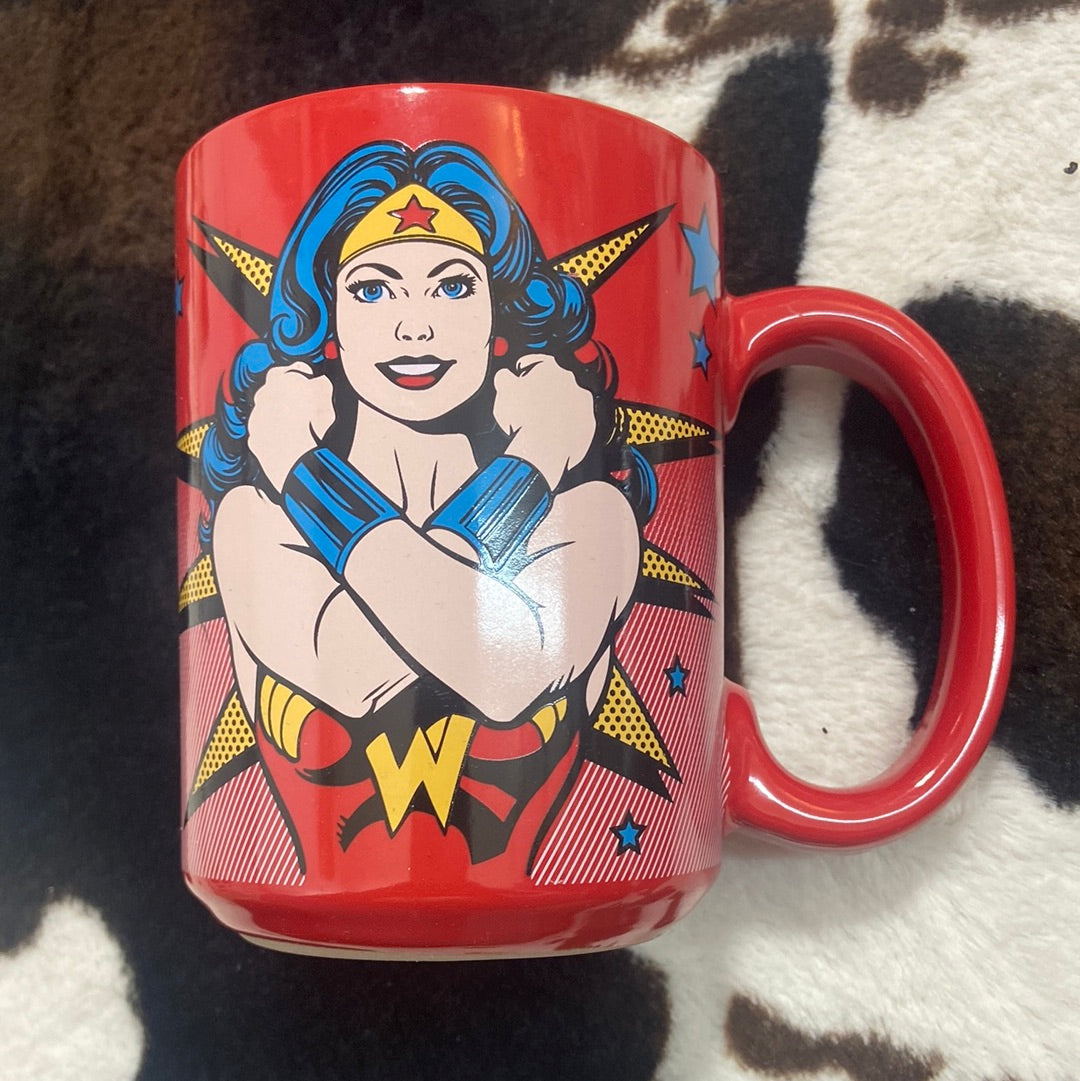 WONDER WOMAN COFFEE MUG