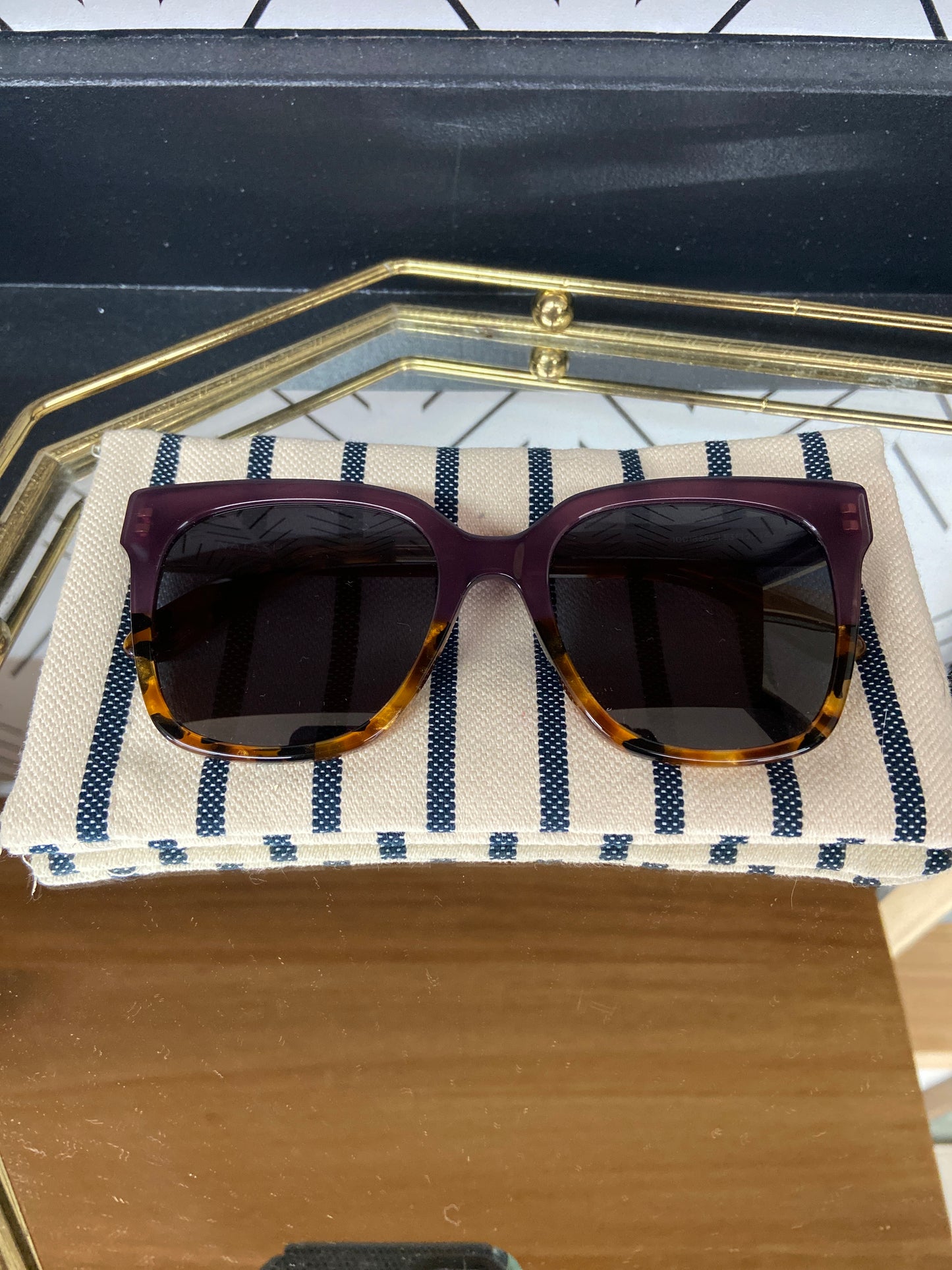 TOMS NATASHA TORTOISE SUNGLASSES