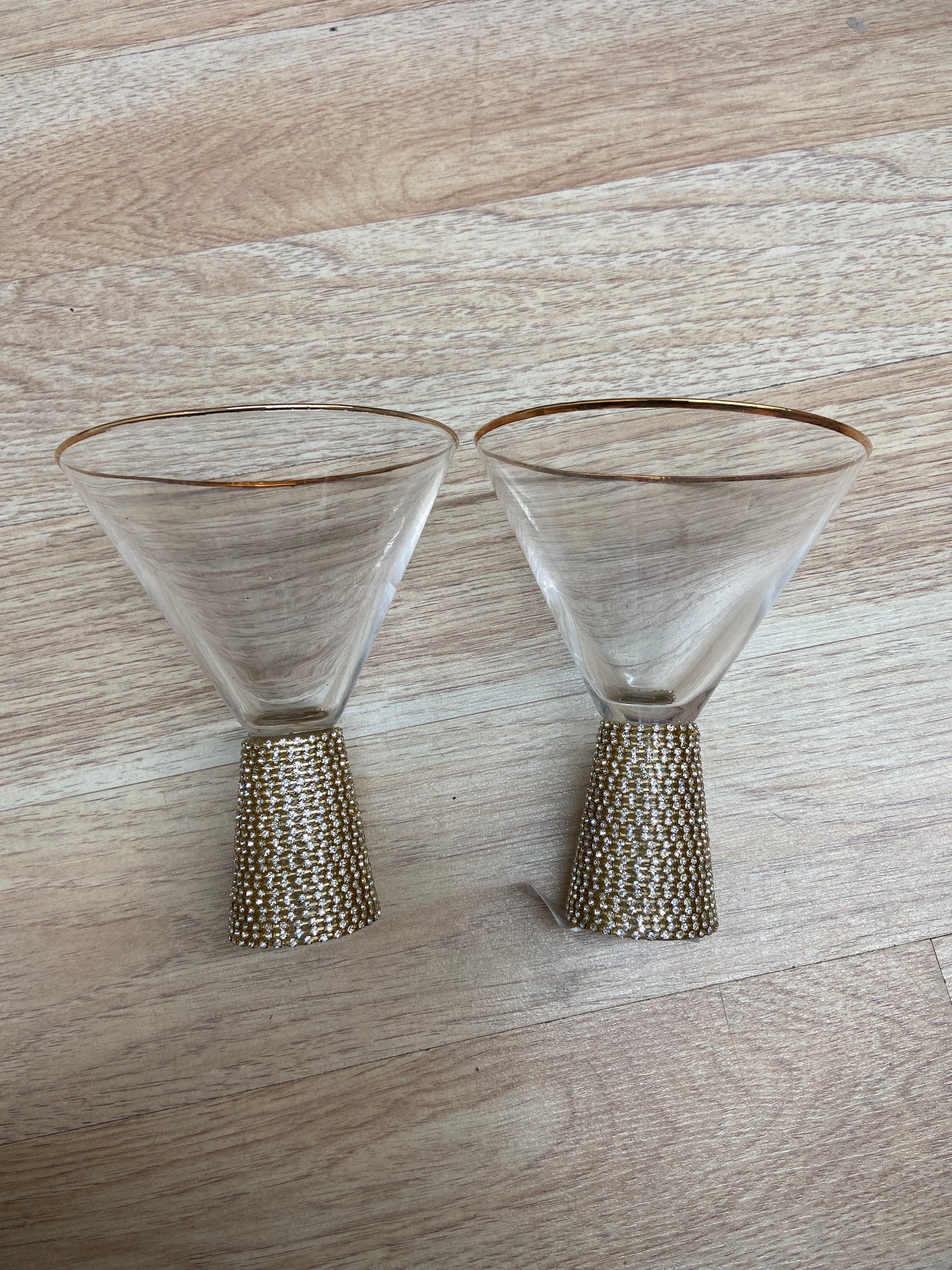 GOLD AND BLING MARTINI GLASSES