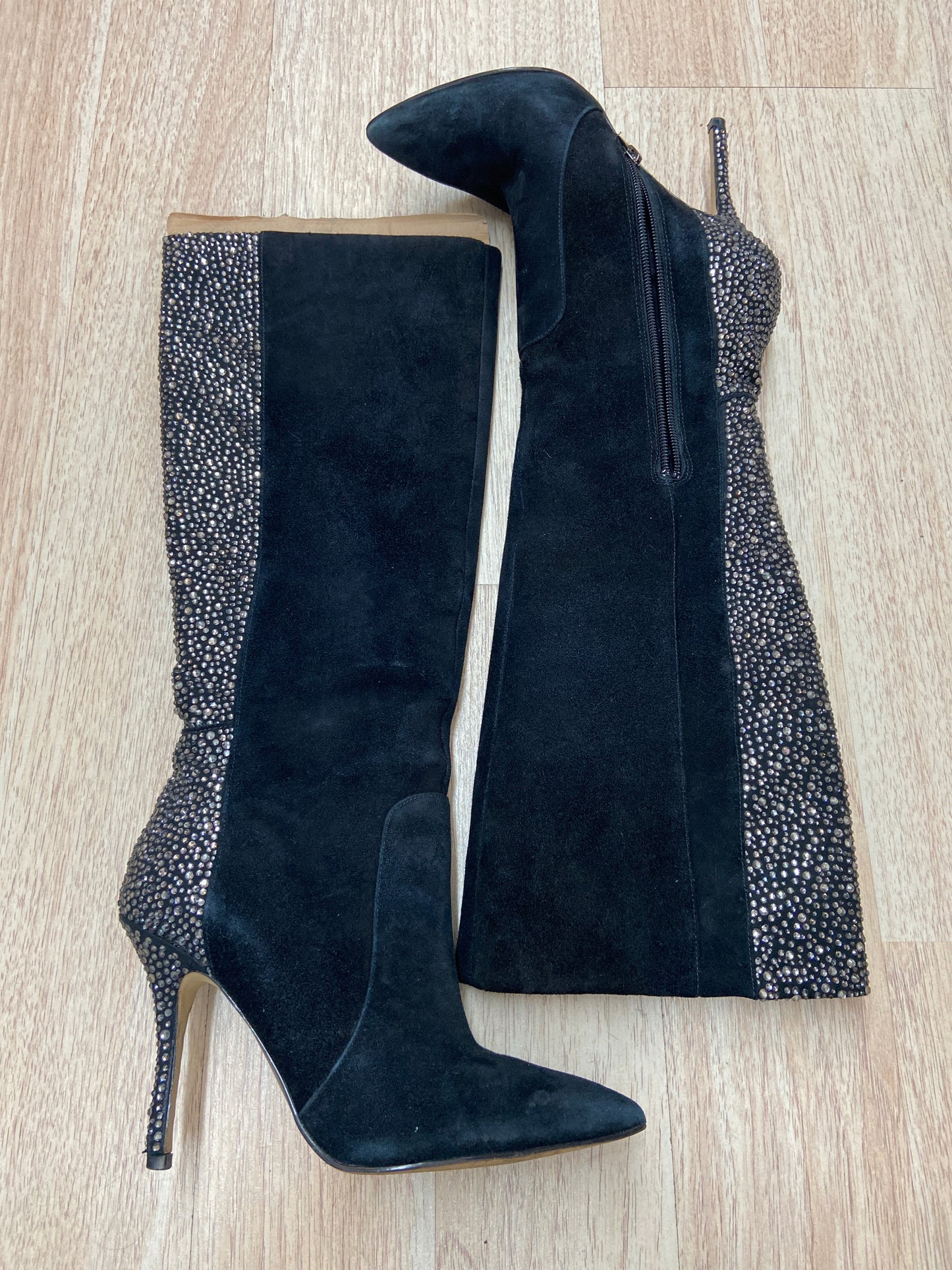 ENZO ANGIOLINI HEELED BOOTS SIZE 6