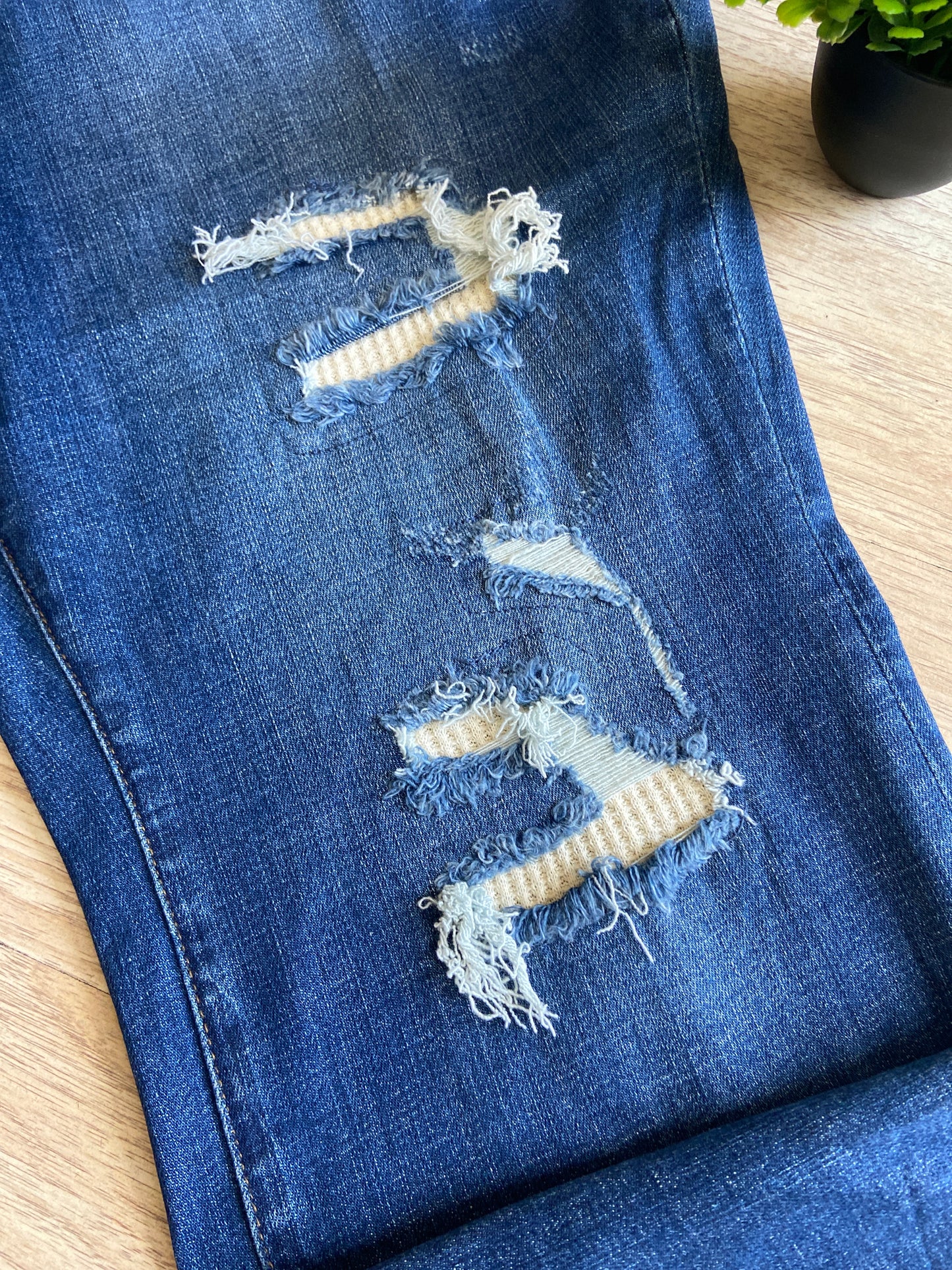 JUDY BLUE BOYFRIEND FIT JEANS SIZE 22