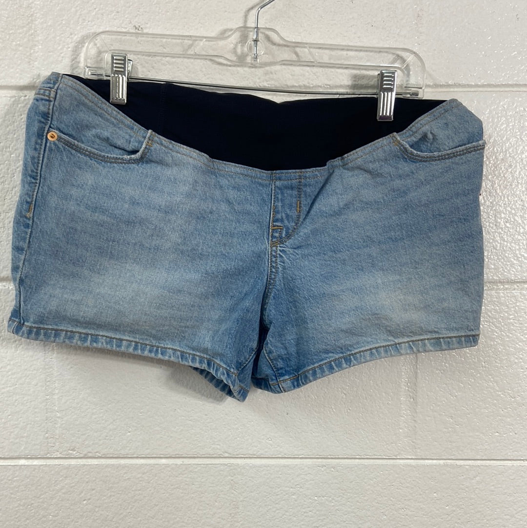 ISABEL MATERNITY SHORTS SIZE 8