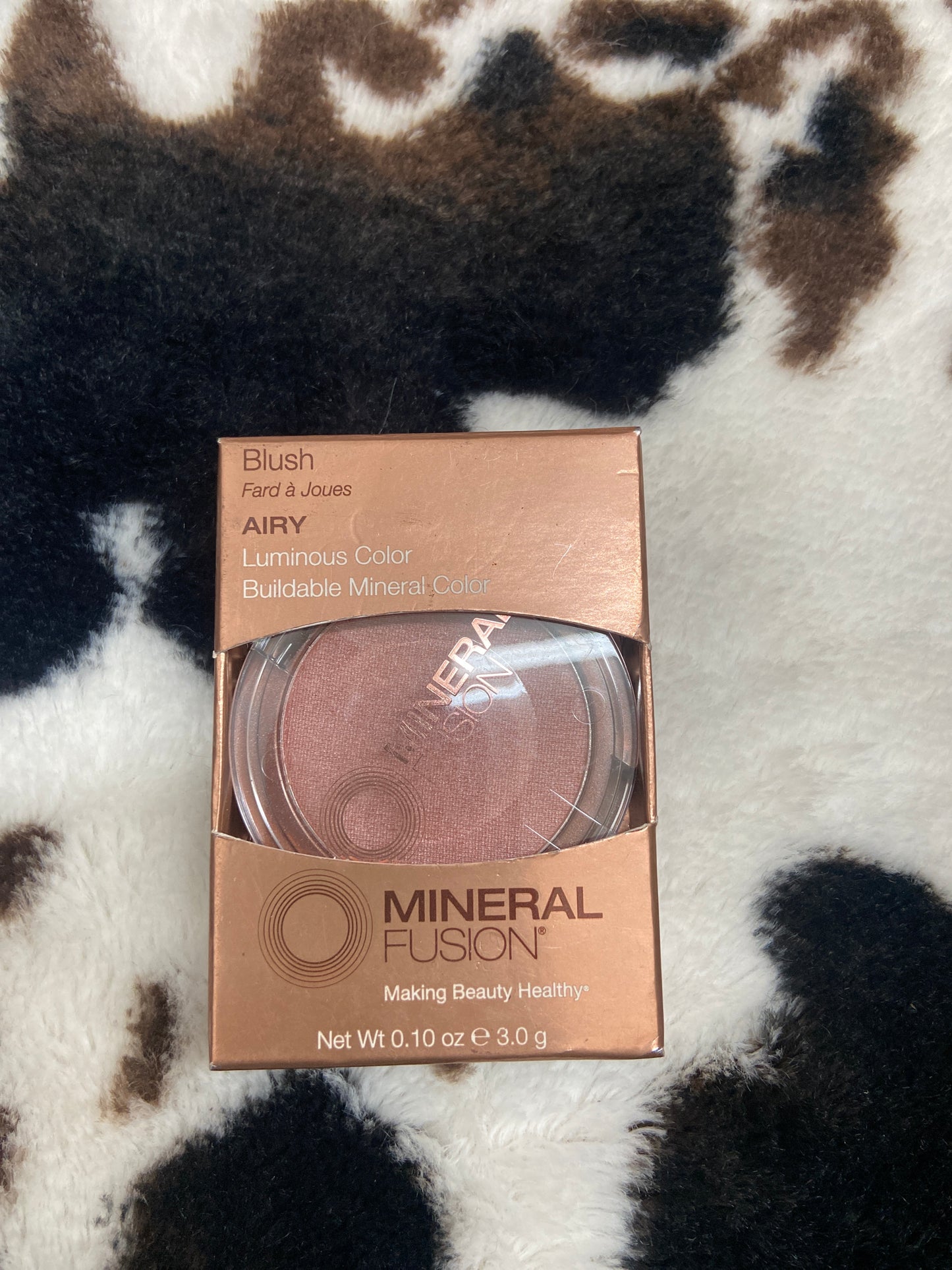 MINERAL FUSION LUMINOUS COLOR AIRY