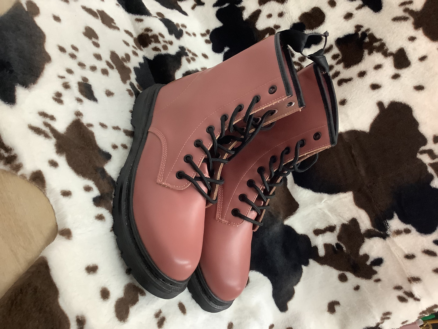 NO BRAND PINK BOOTS 9