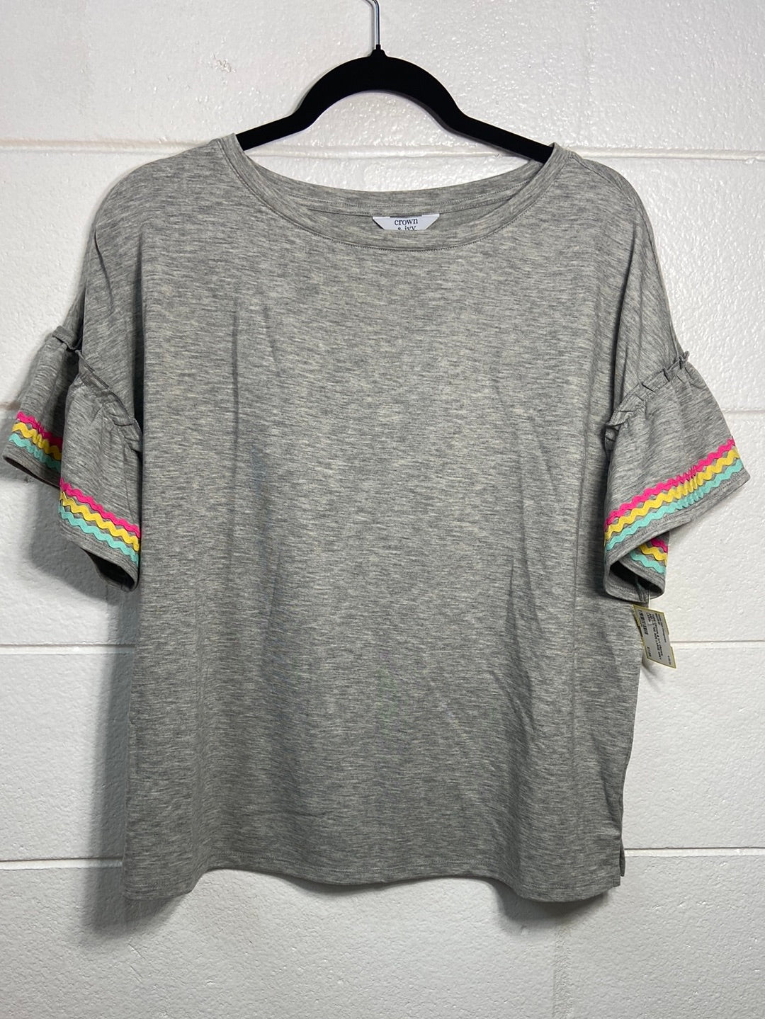 CROWN AND IVY TEE SIZE LARGE