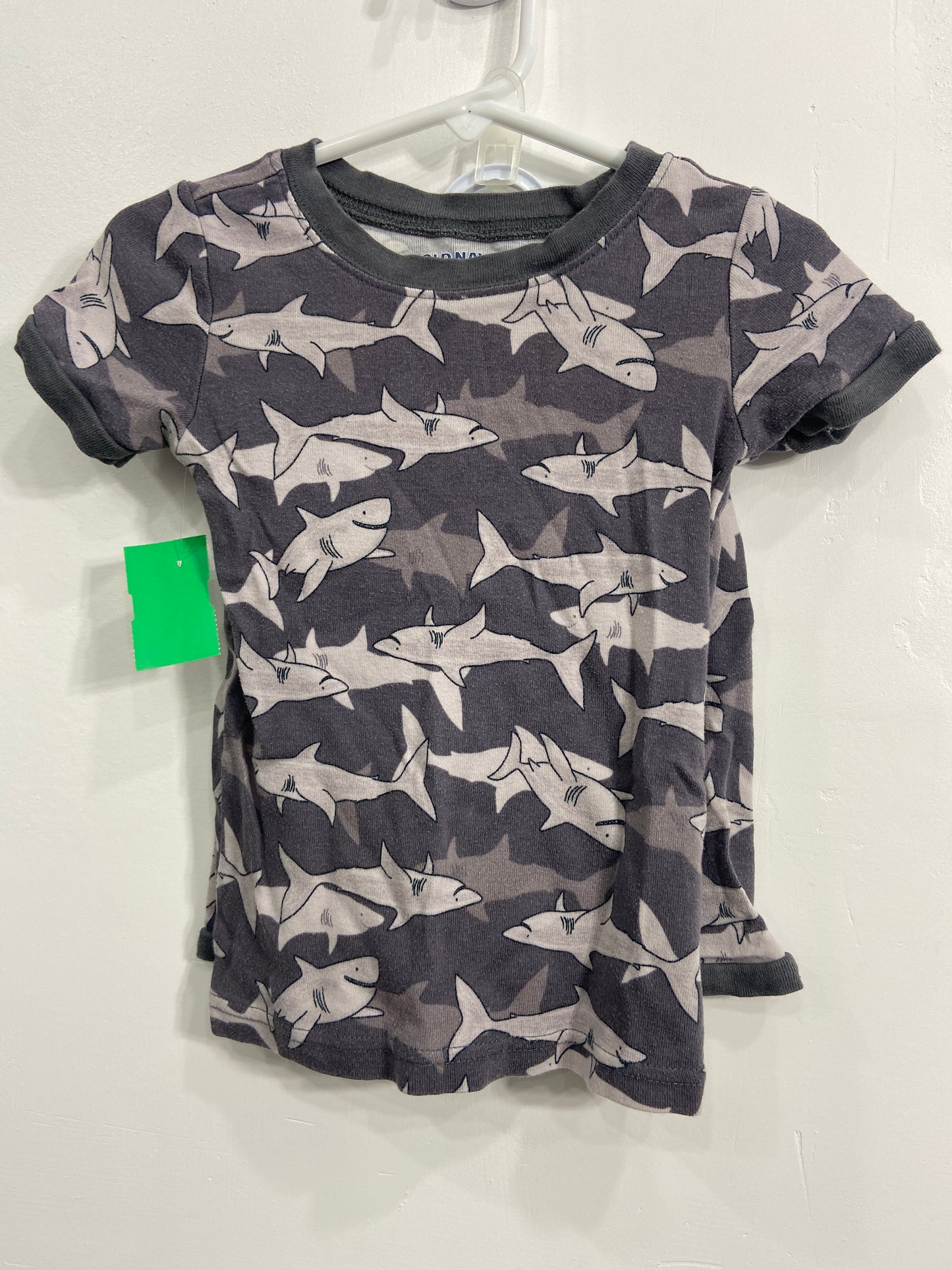 OLD NAVY 4T SHARK PAJAMA SET