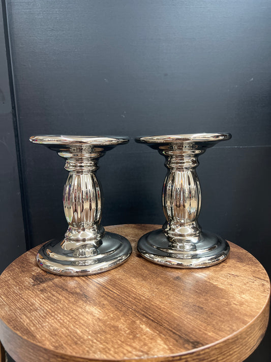 SILVER CANDLE HOLDERS (SET OF 2)