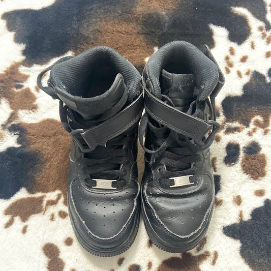 BOYS SIZE 4 NIKE AIR FORCE 1 HIGH TOP SHOES