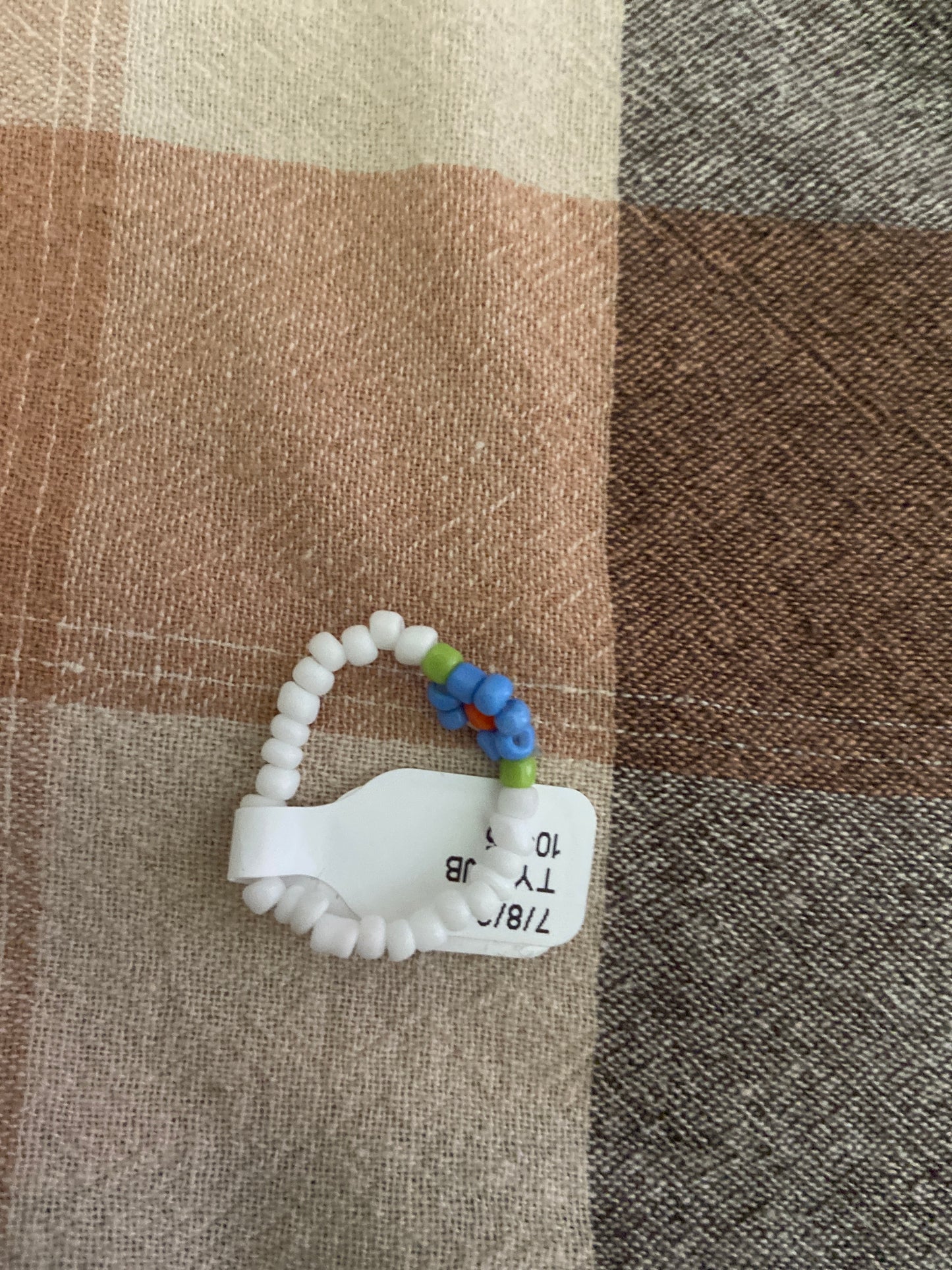 WHITE BEADED RING