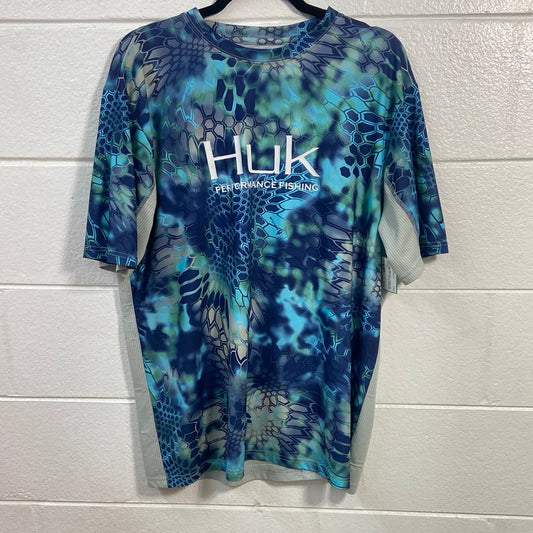MEN HUK LARGE FISH SCALE DRI FIT TOP