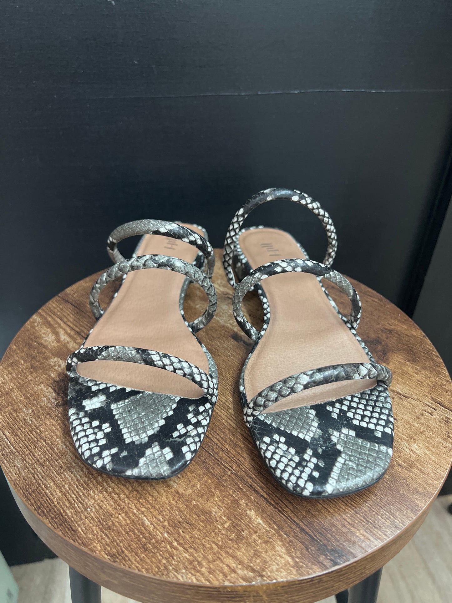 J JILL SNAKESKIN SANDALS SIZE 9