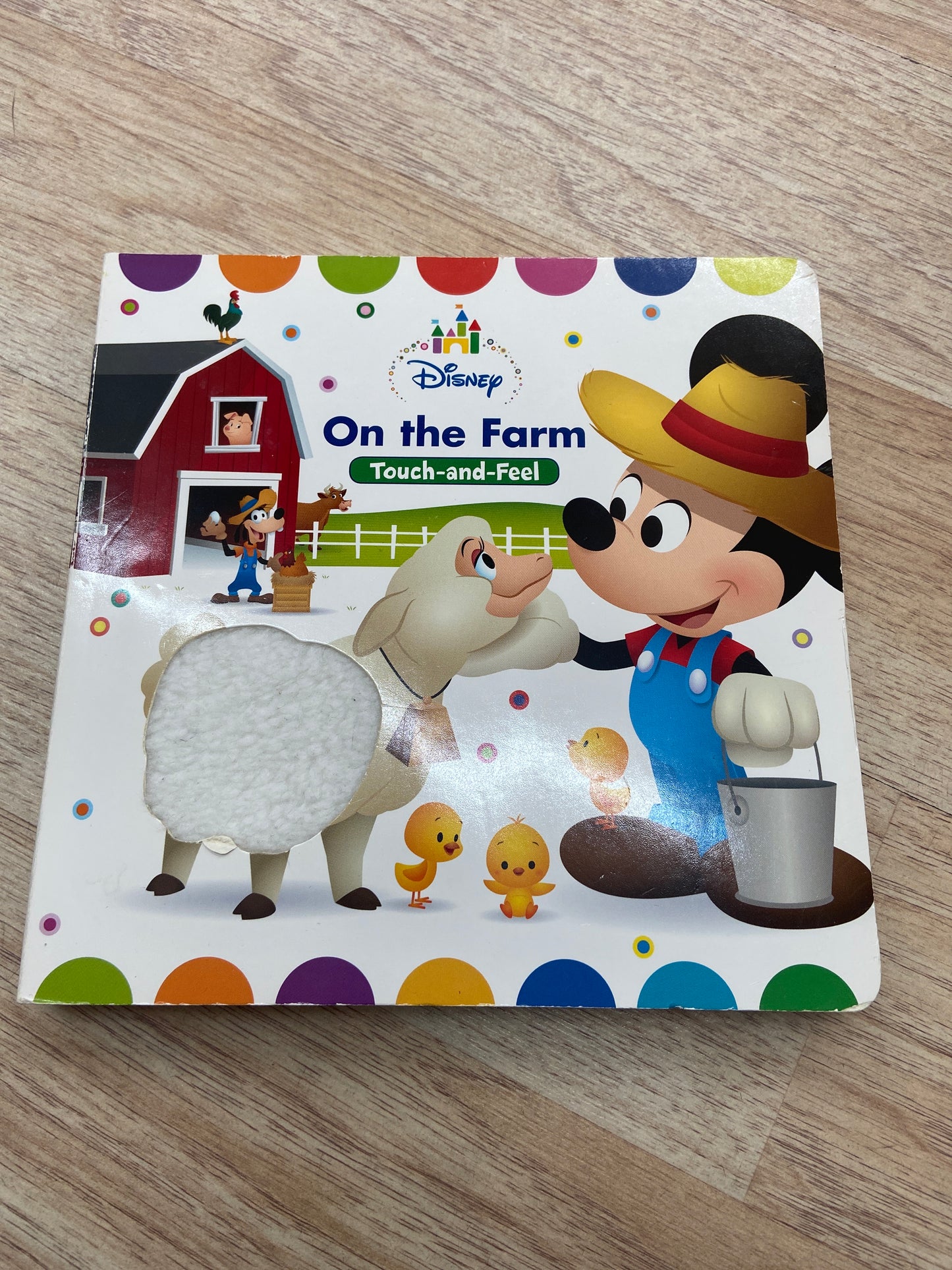 DISNEY ON THE FARM TOUCH AND FEEL BOOK