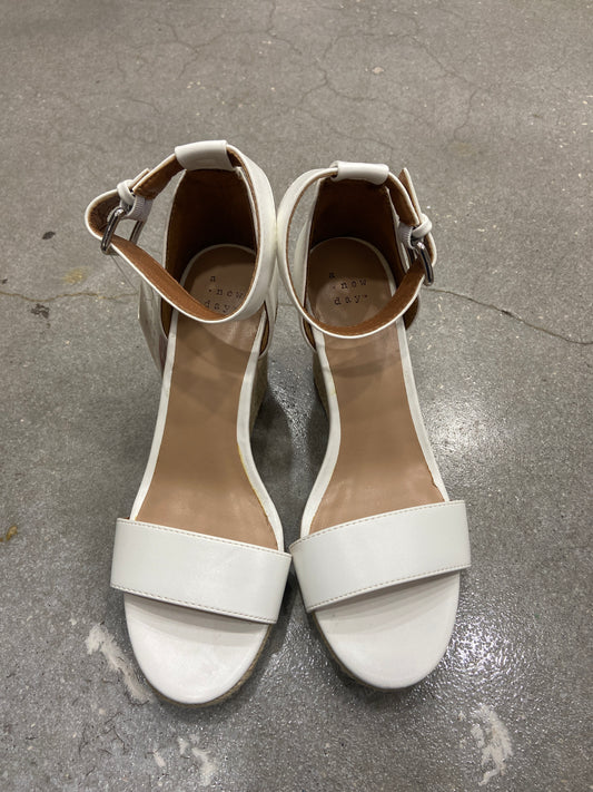 **NWT** A NEW DAY/ WOMEN 7.5 WEDGE SHOE