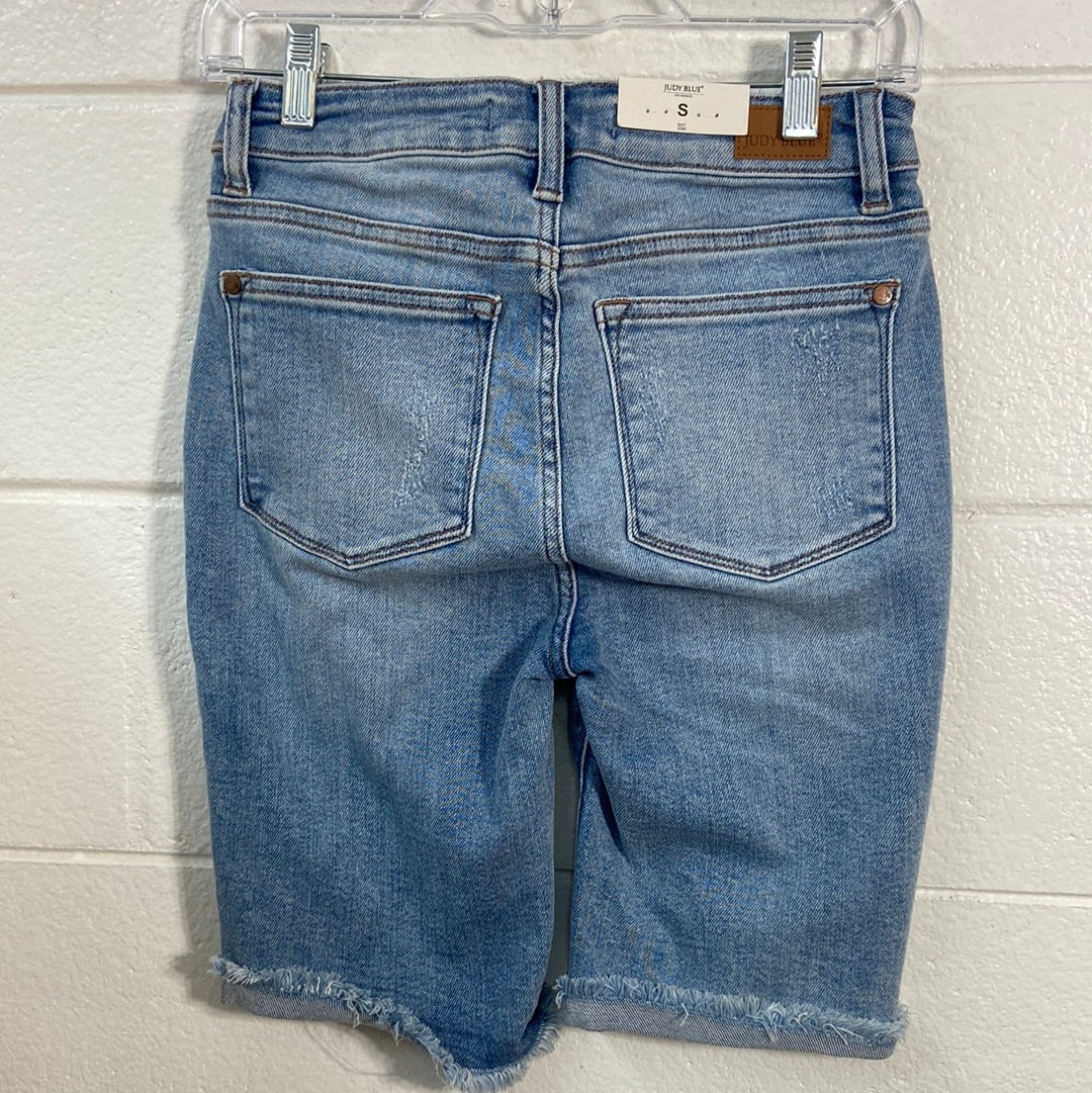 *NWT* JUDY BLUE/ WOMEN SMALL SHORTS