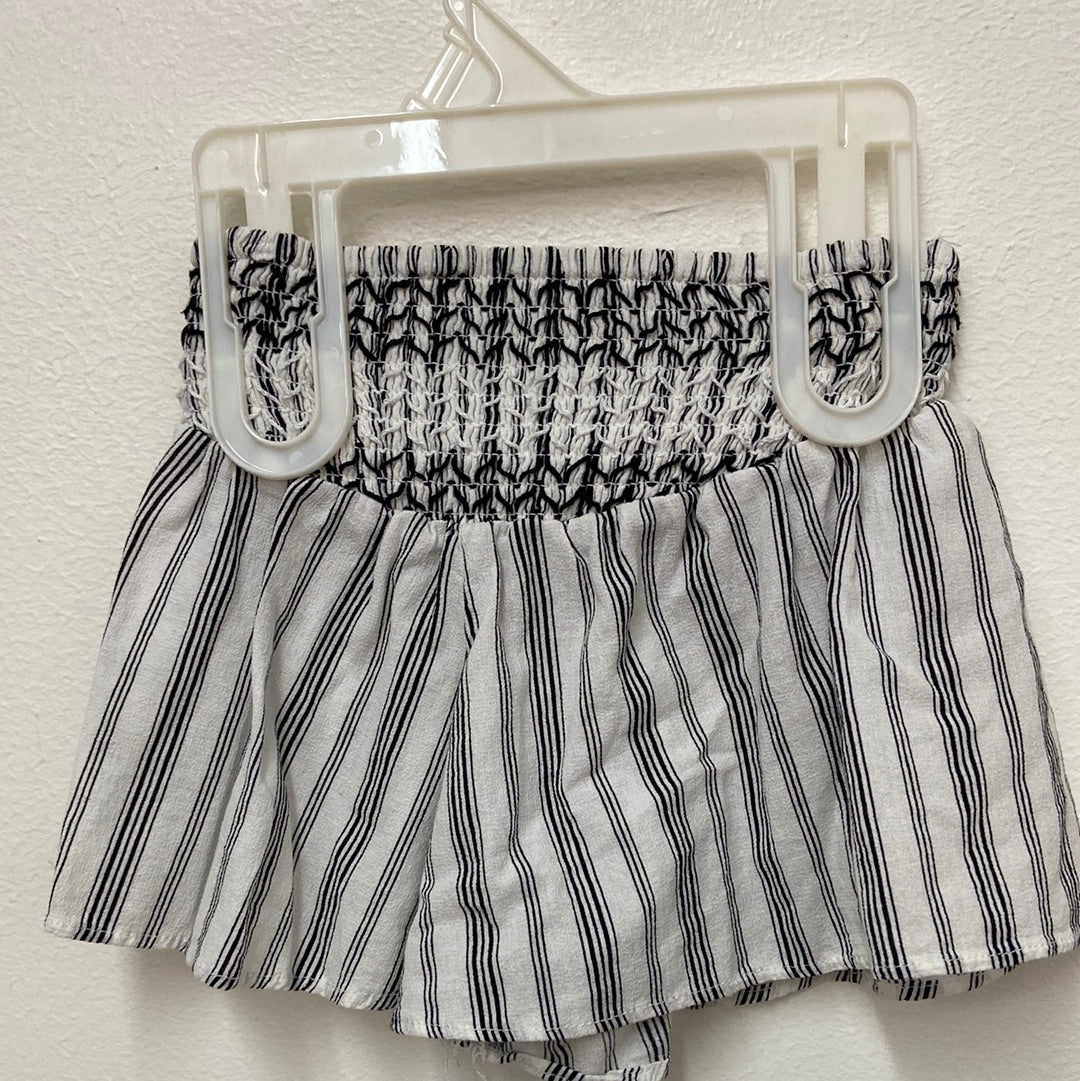 GIRLS ART CLASS BLACK/WHITE STRIPE SHORTS 3T