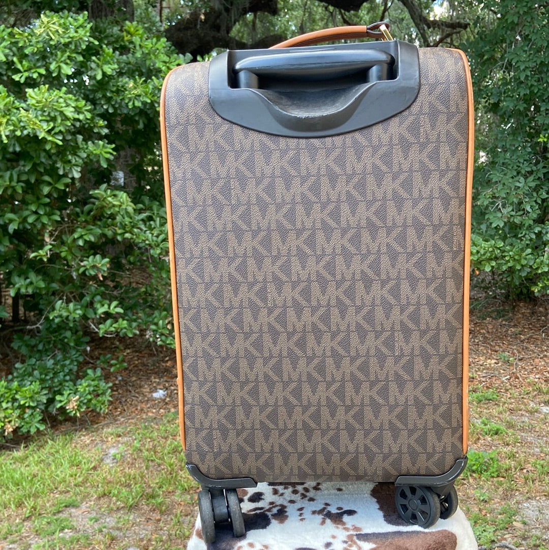 MICHAEL KORS MK TRAVEL TROLLY SUITCASE