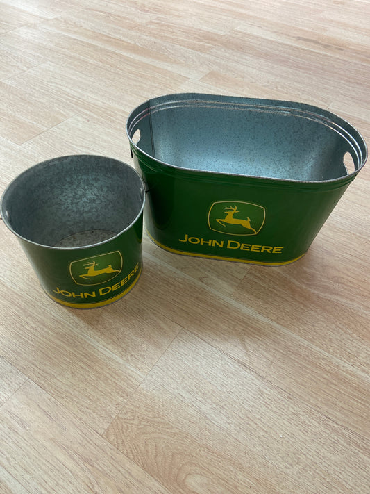 JOHN DEERE 2PC METAL BUCKET SET