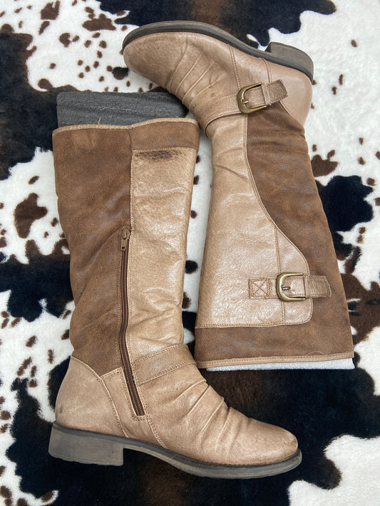 BARETAPS BOOTS 6