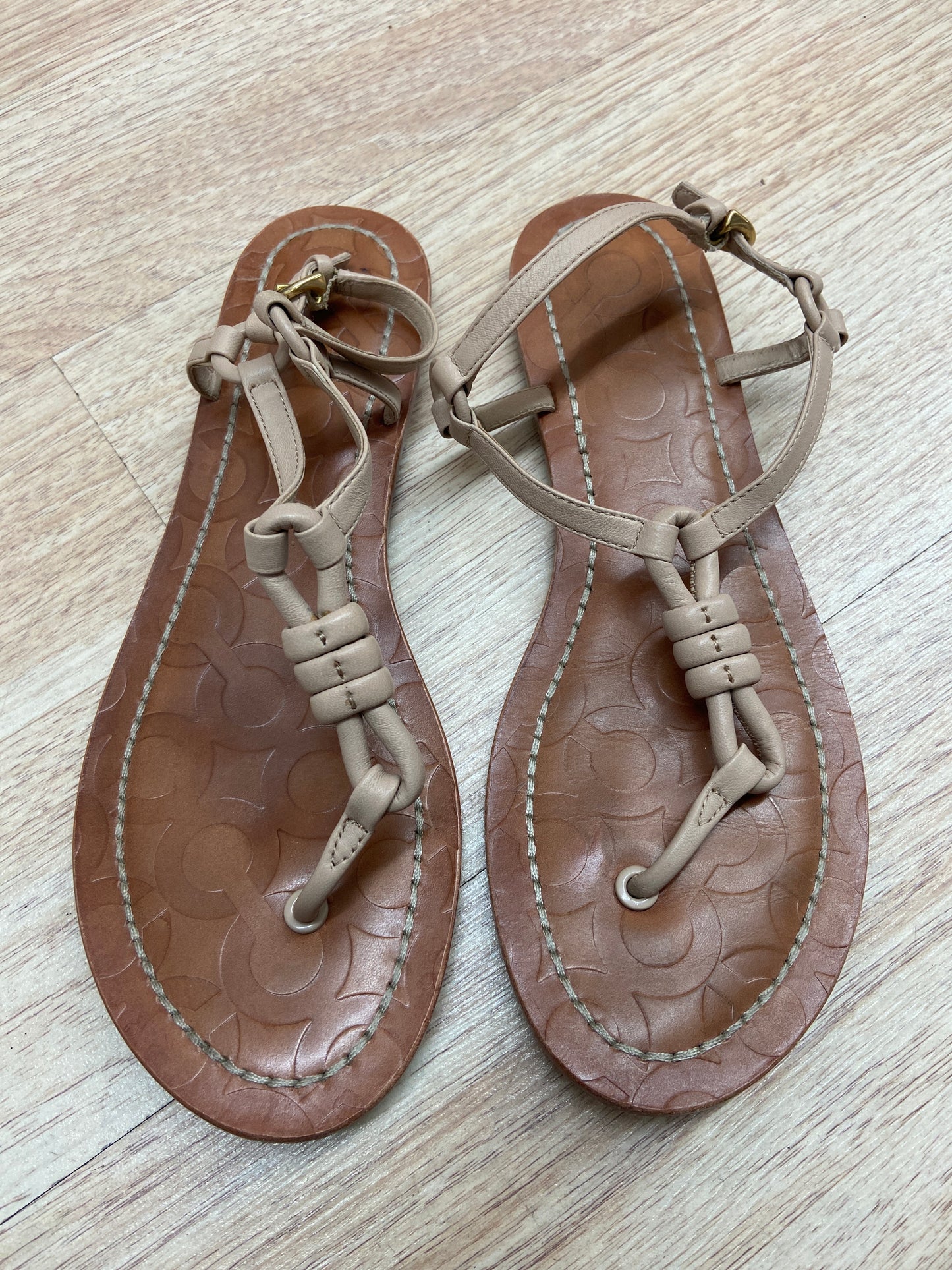 COACH/ WOMEN 8.5 SANDALS