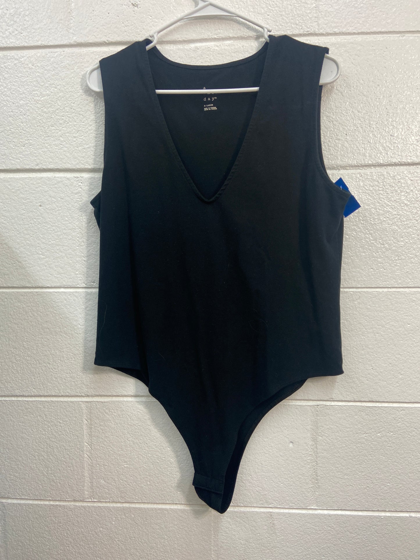 WOMENS A NEW DAY BLACK ONESIE XL