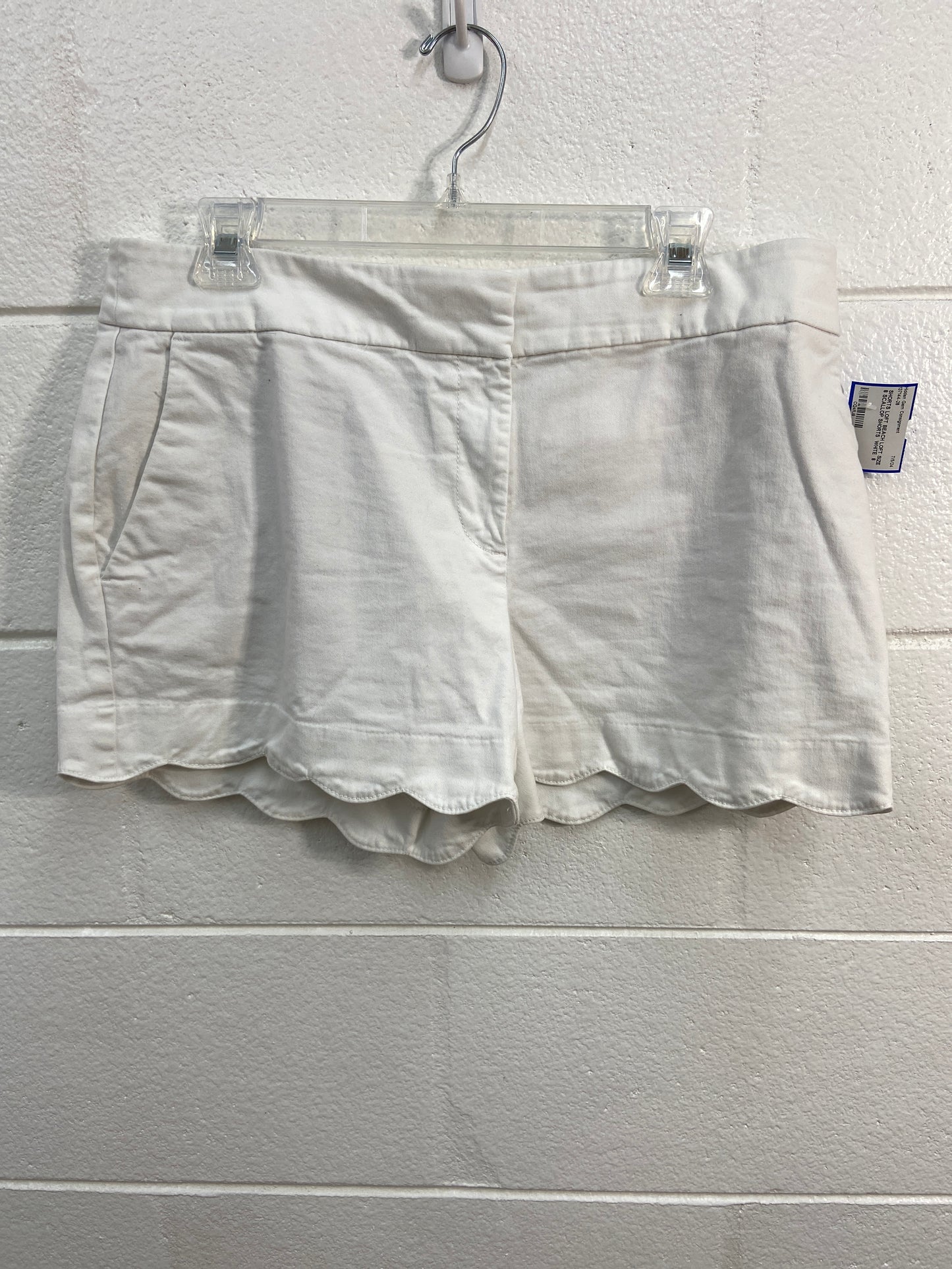 LOFT SIZE 8 SCALLOP SHORTS