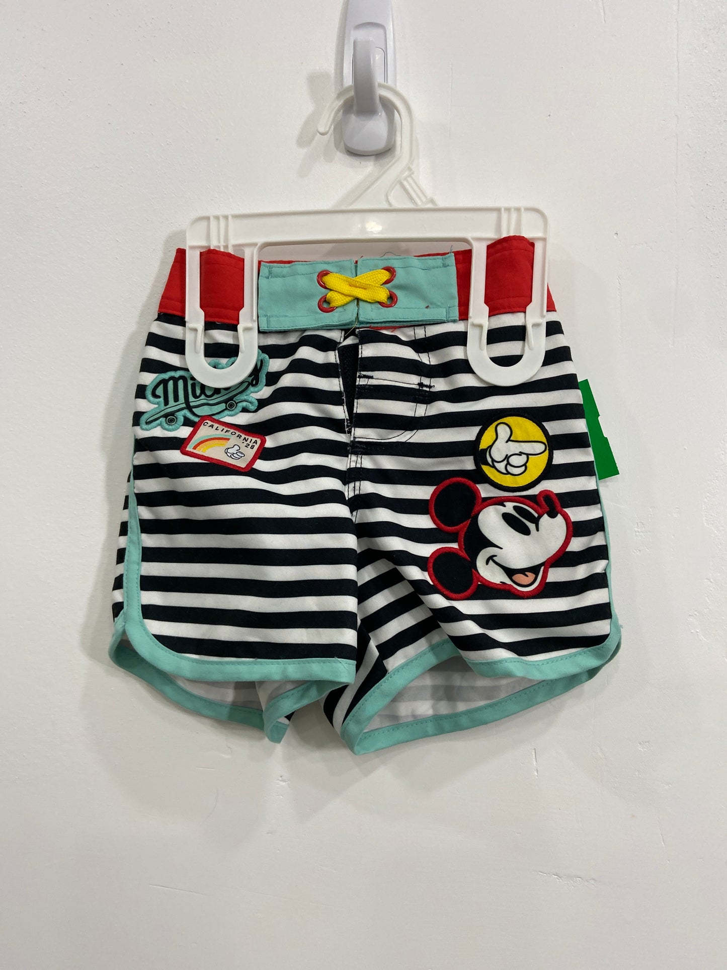 DISNEY/ BOYS 2T SWIM SHORTS