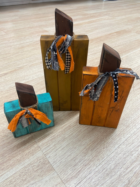 3 PC MULT COLOR PUMPKINS