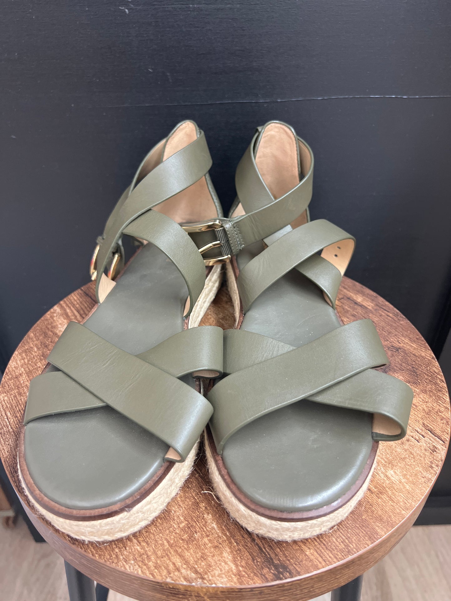 MICHAEL KORS ESPADRILLE SANDALS SIZE 9.5