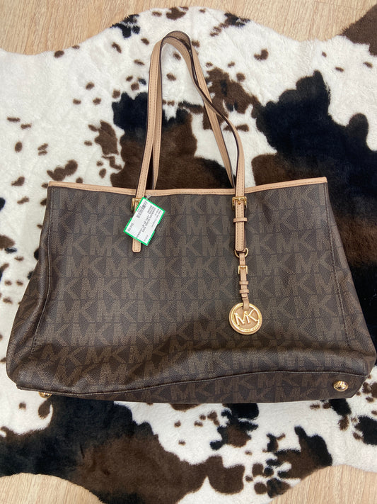 MICHAEL KORS JET SET HANDBAG