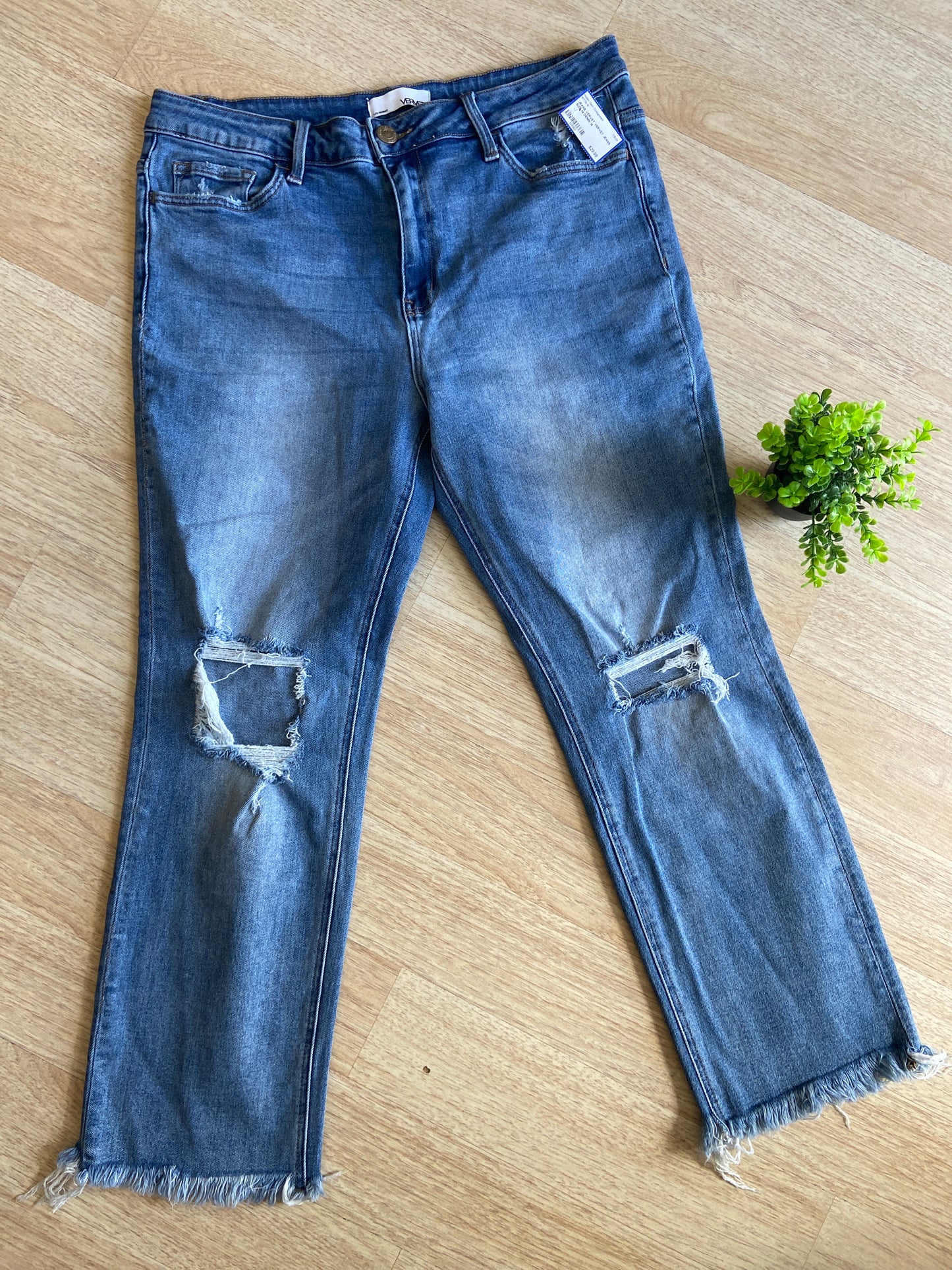 VERVET JEANS SIZE 14