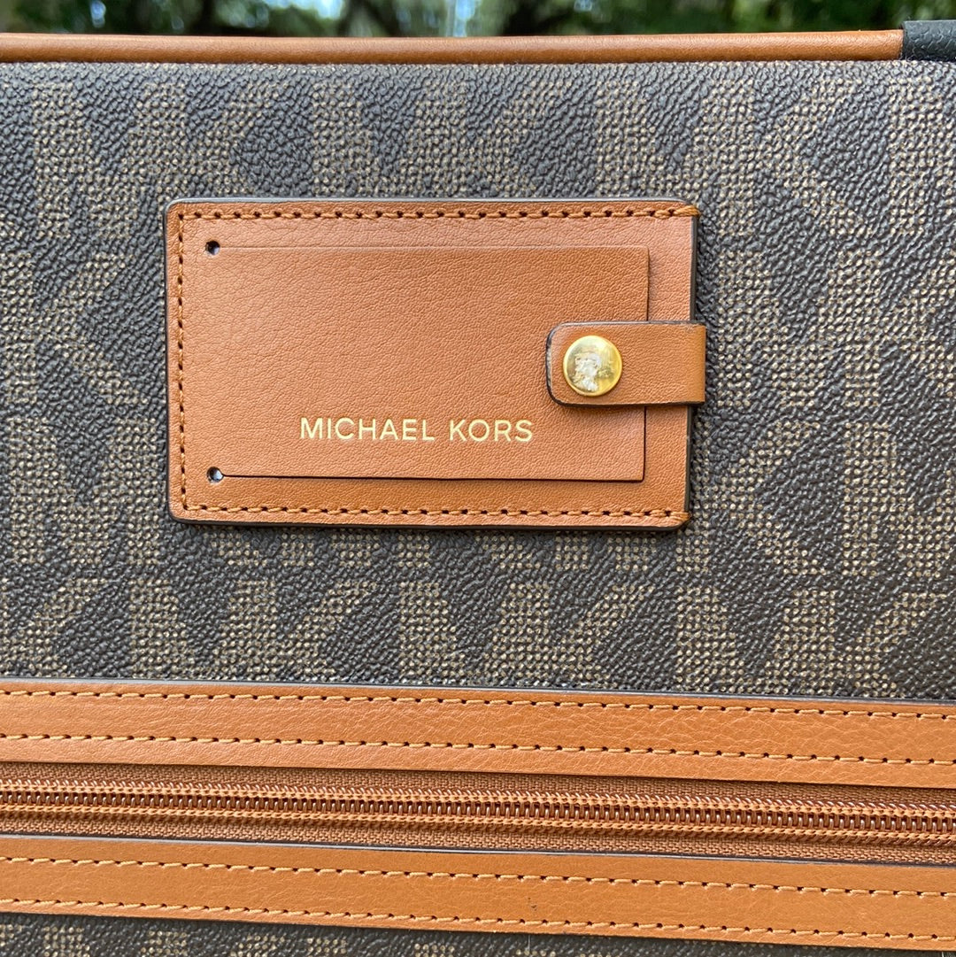 MICHAEL KORS MK TRAVEL TROLLY SUITCASE