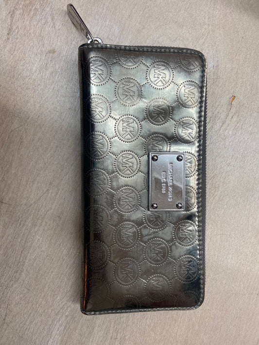MICHAEL KORS METALLIC WALLET