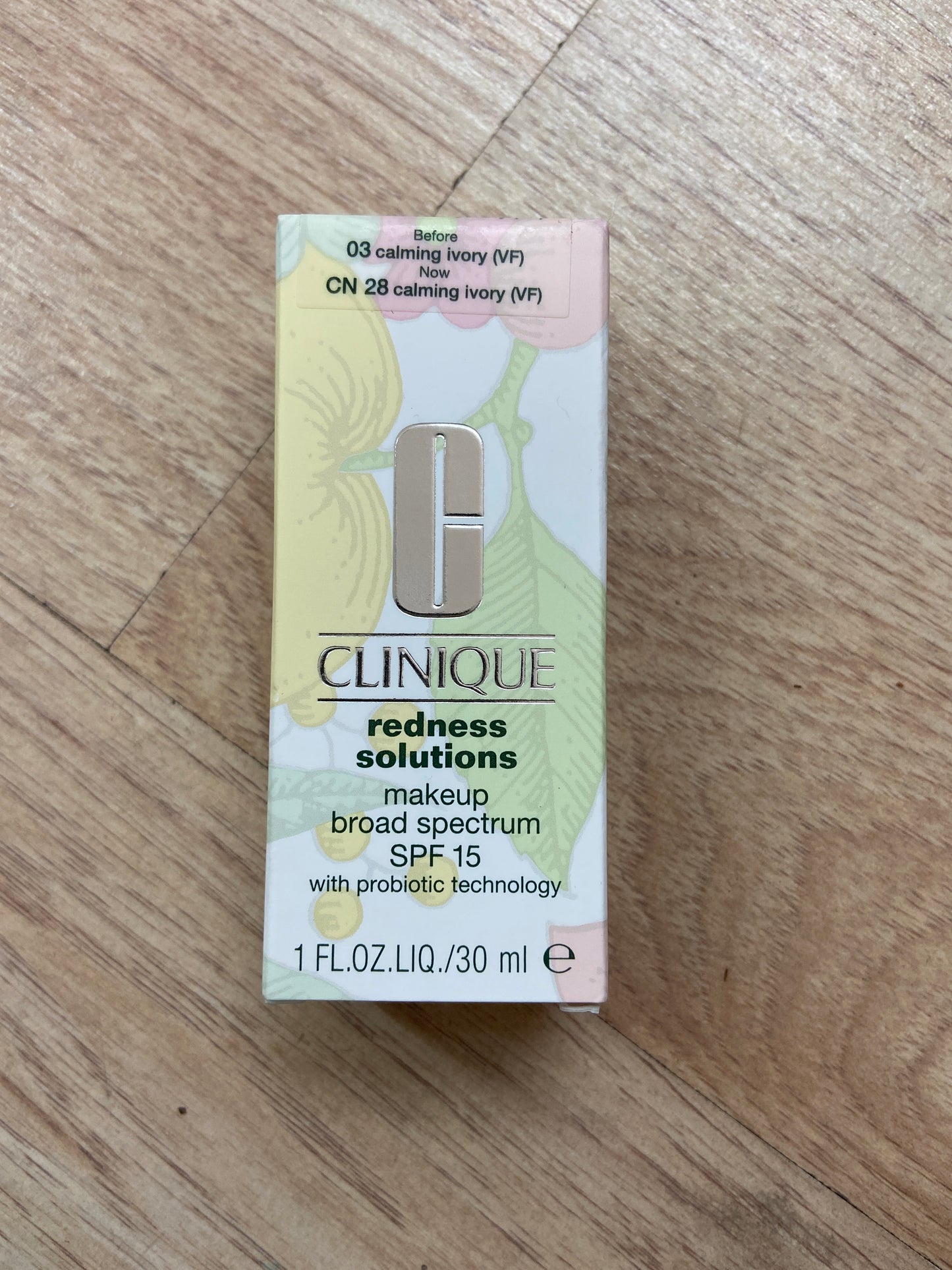 *NEW* CLINIQUE REDNESS SOLUTIONS SPF15