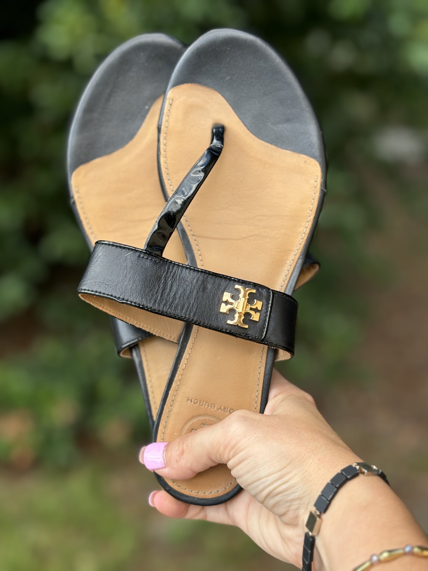 TORY BURCH 7.5 KIRA LEATHER THONG SANDALS