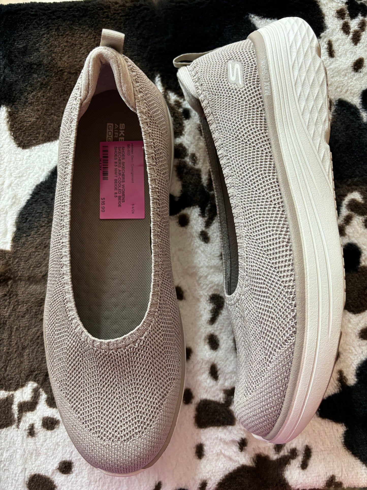 WOMENS SKECHERS AIR-COOLED BEIGE SHOES 8.5 NWT